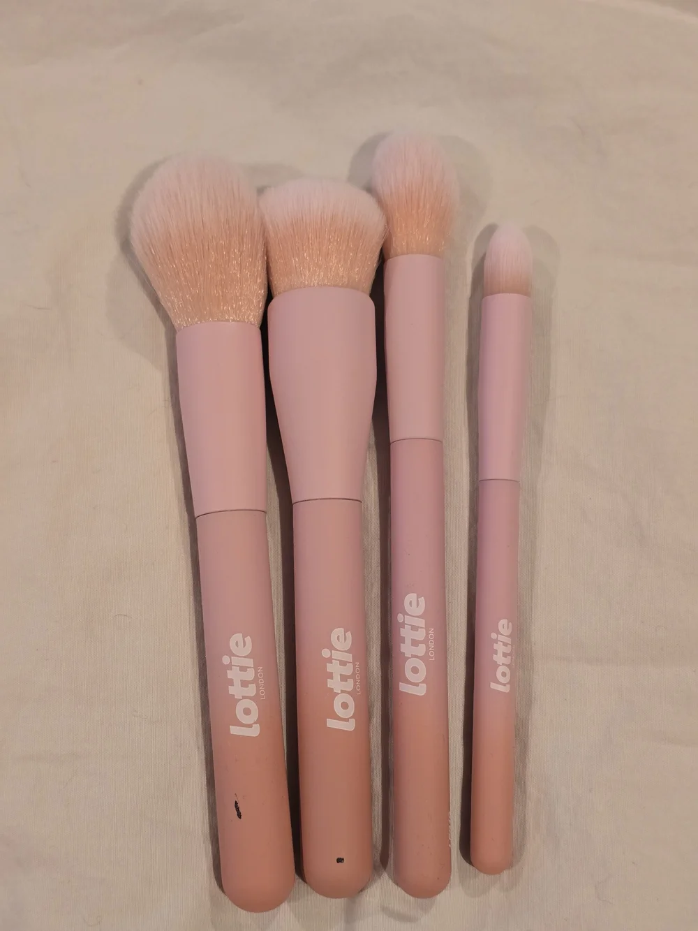Lottie London Pink 4-Piece Makeup Brush Set